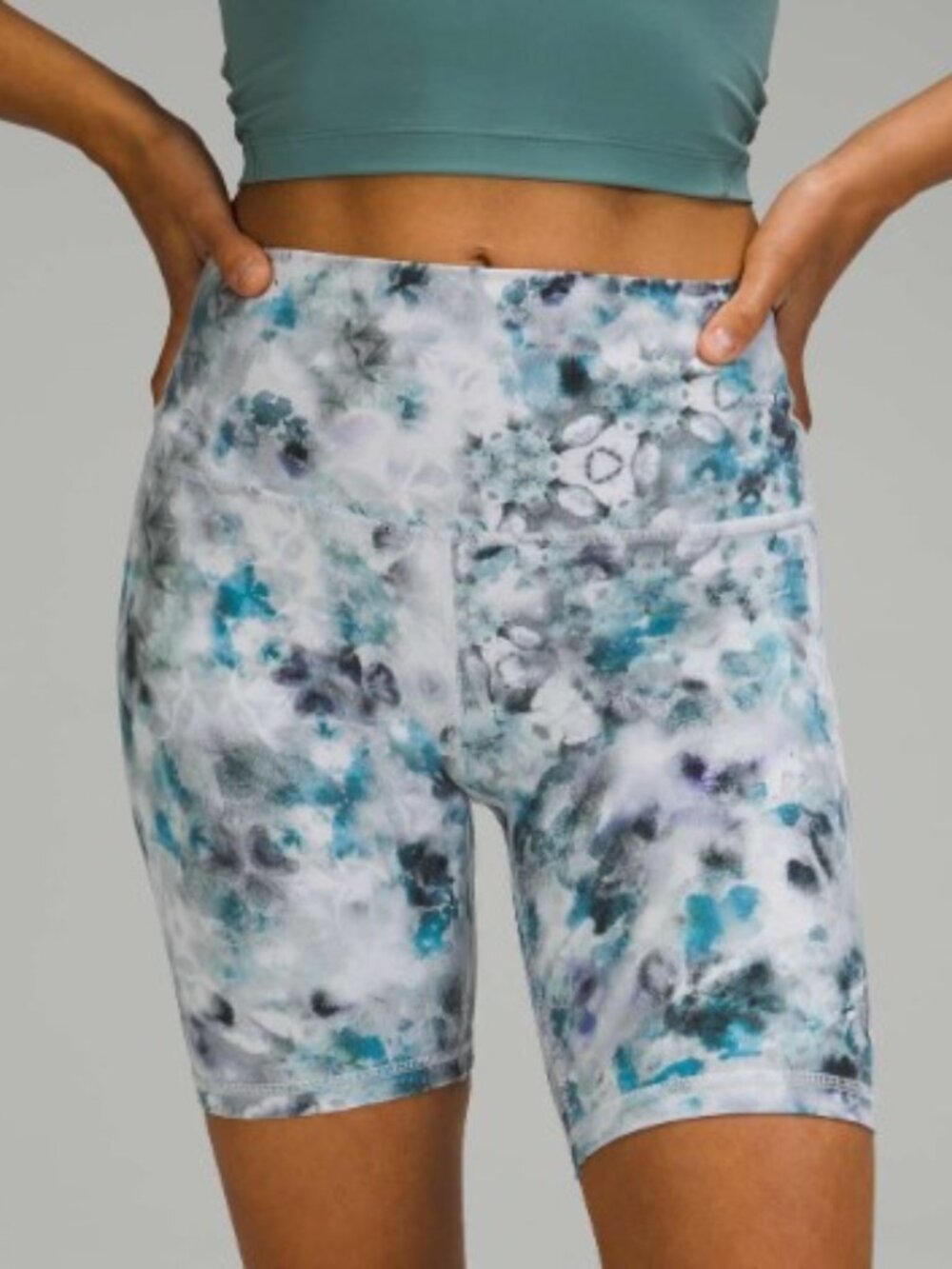 Lululemon Align Short 8" in Kaleidofloral Multi 14